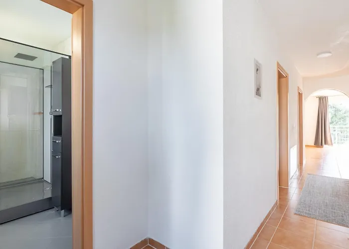 Gemuetliches Heimkino Mit Balkon & Beamer Kassel